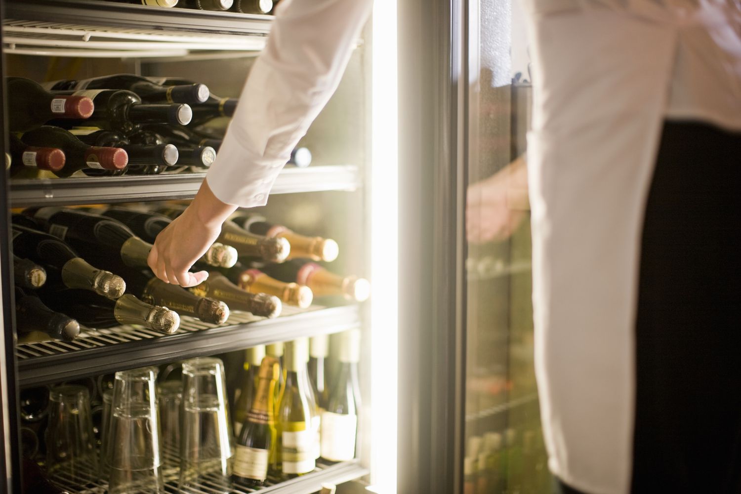 Is it OK to store wine in the fridge?