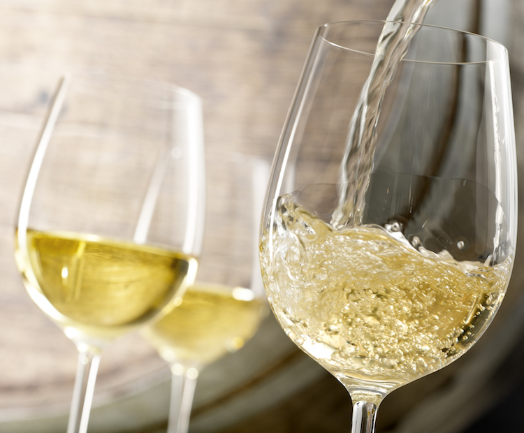 Is white wine anti inflammatory?